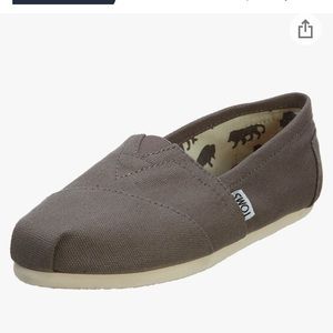 Brand New Grey Toms Women’s Size 11